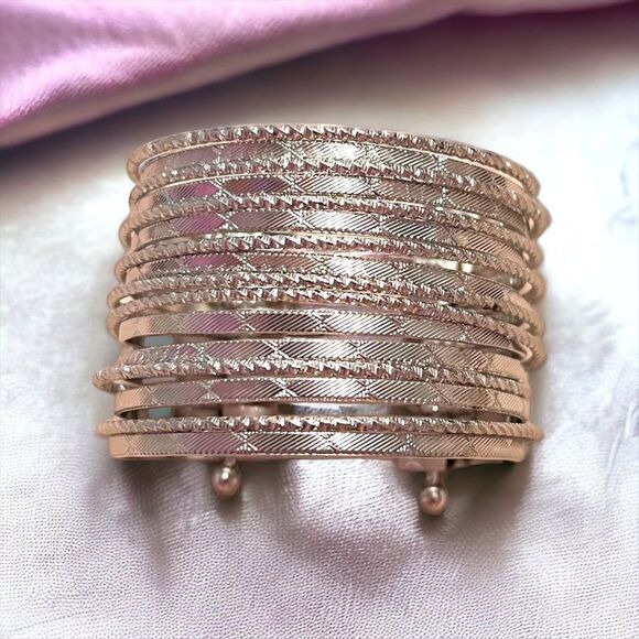 Stephan & CO Small Silver Tone Metal Cuff Bangle NWOT - Picture 1 of 4